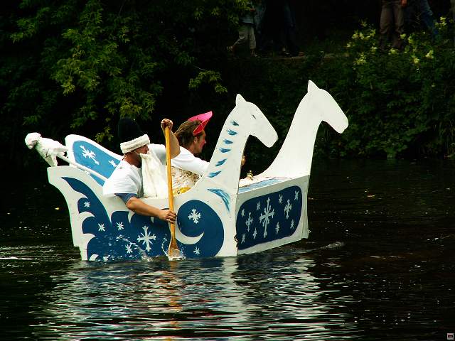 Starají se o byty, silnice i potrubí