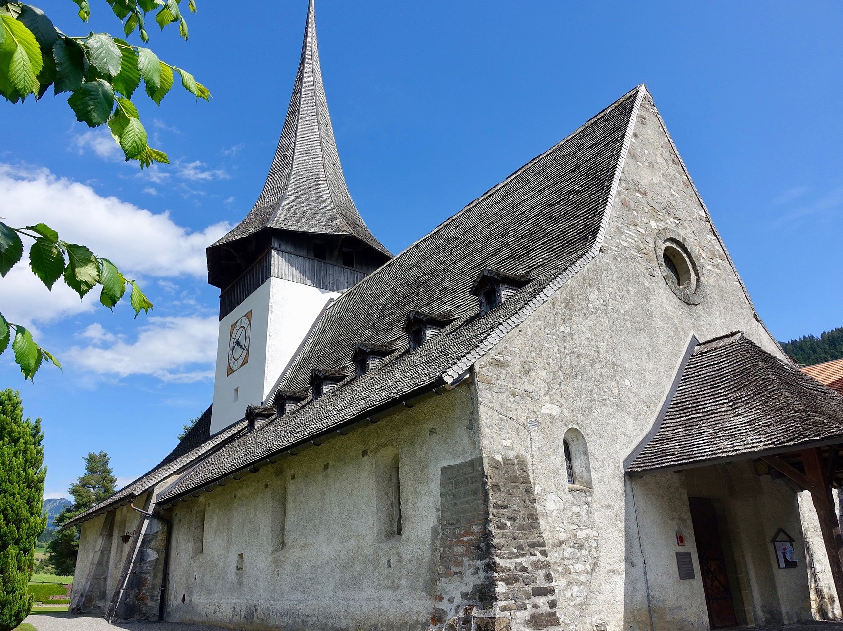 Historickou architekturu nenajdeme jen ve městech