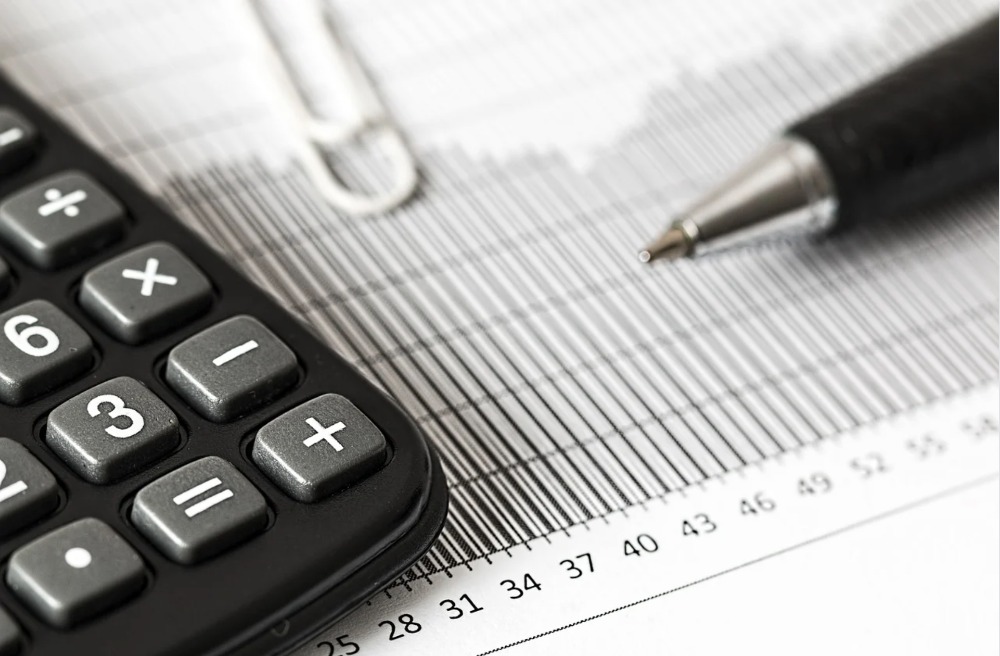 Kdo musí podávat daňové přiznání a co spadá do kategorie „ostatních příjmů“?