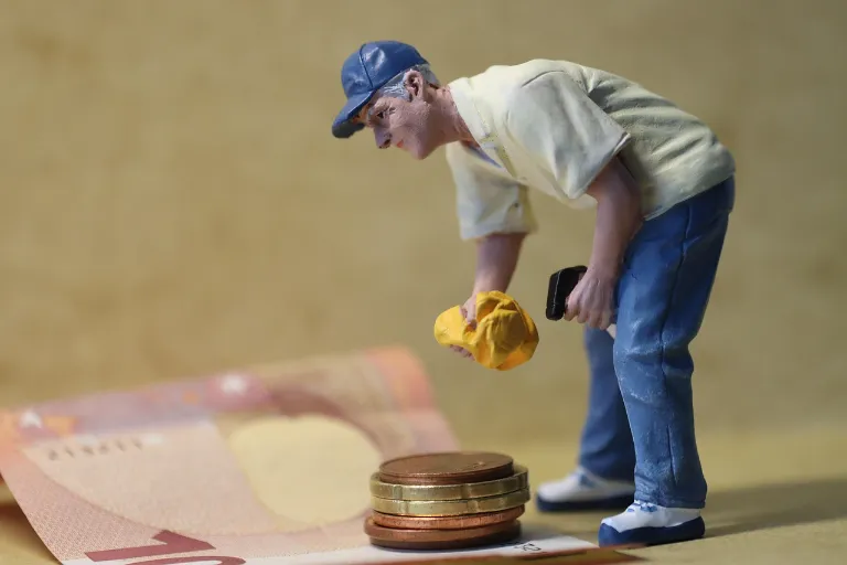 Jak správně ukončit smlouvu penzijního spoření a připojištění